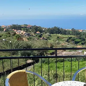 View Dom wakacyjny Ponta do Sol (Madeira)